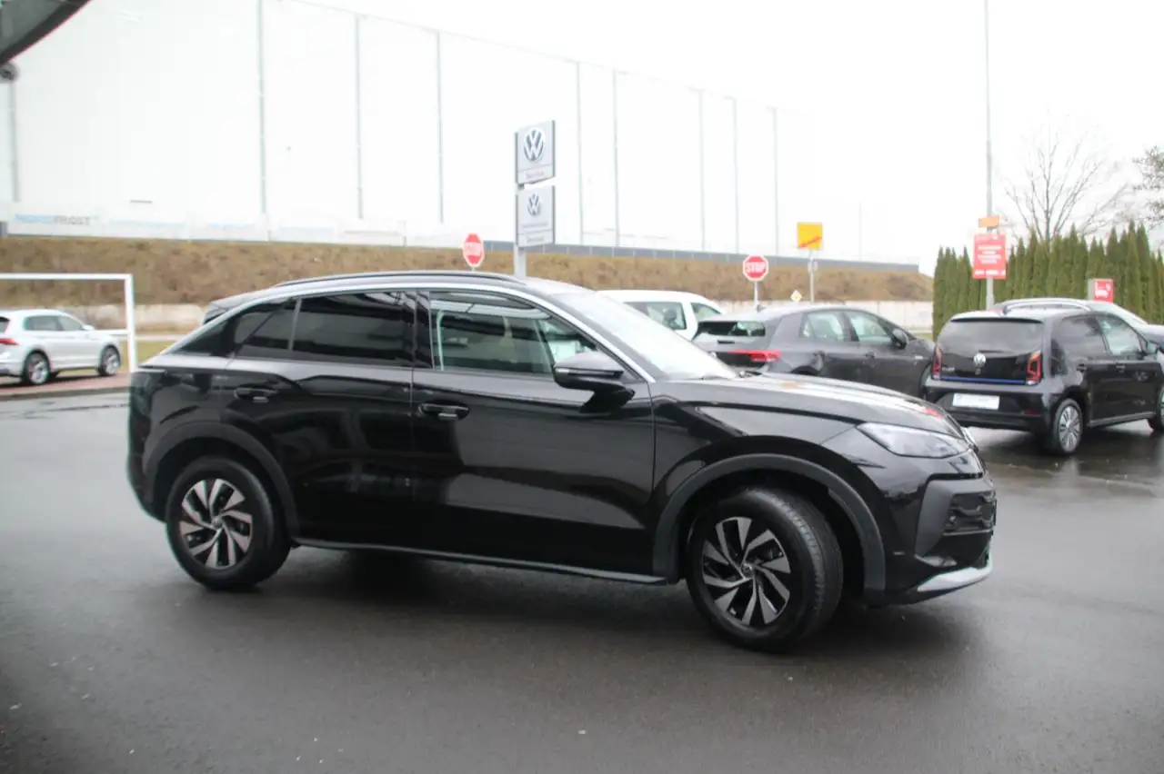 Volkswagen T-Roc 5