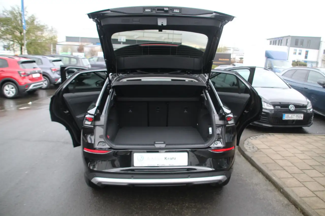 Volkswagen T-Roc 10