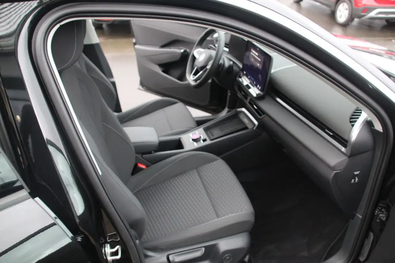 Volkswagen T-Roc 13