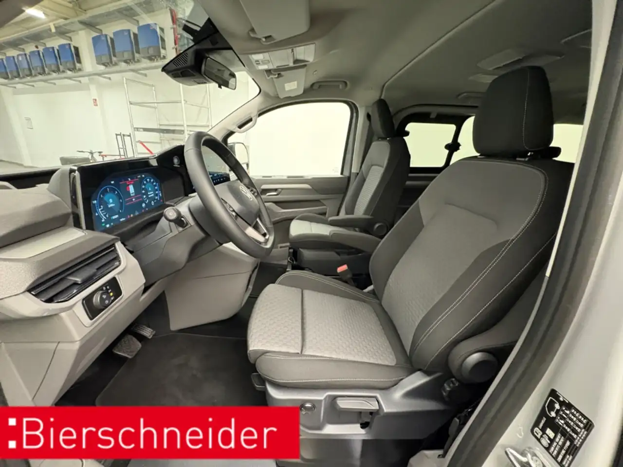 Volkswagen T7 Caravelle 8