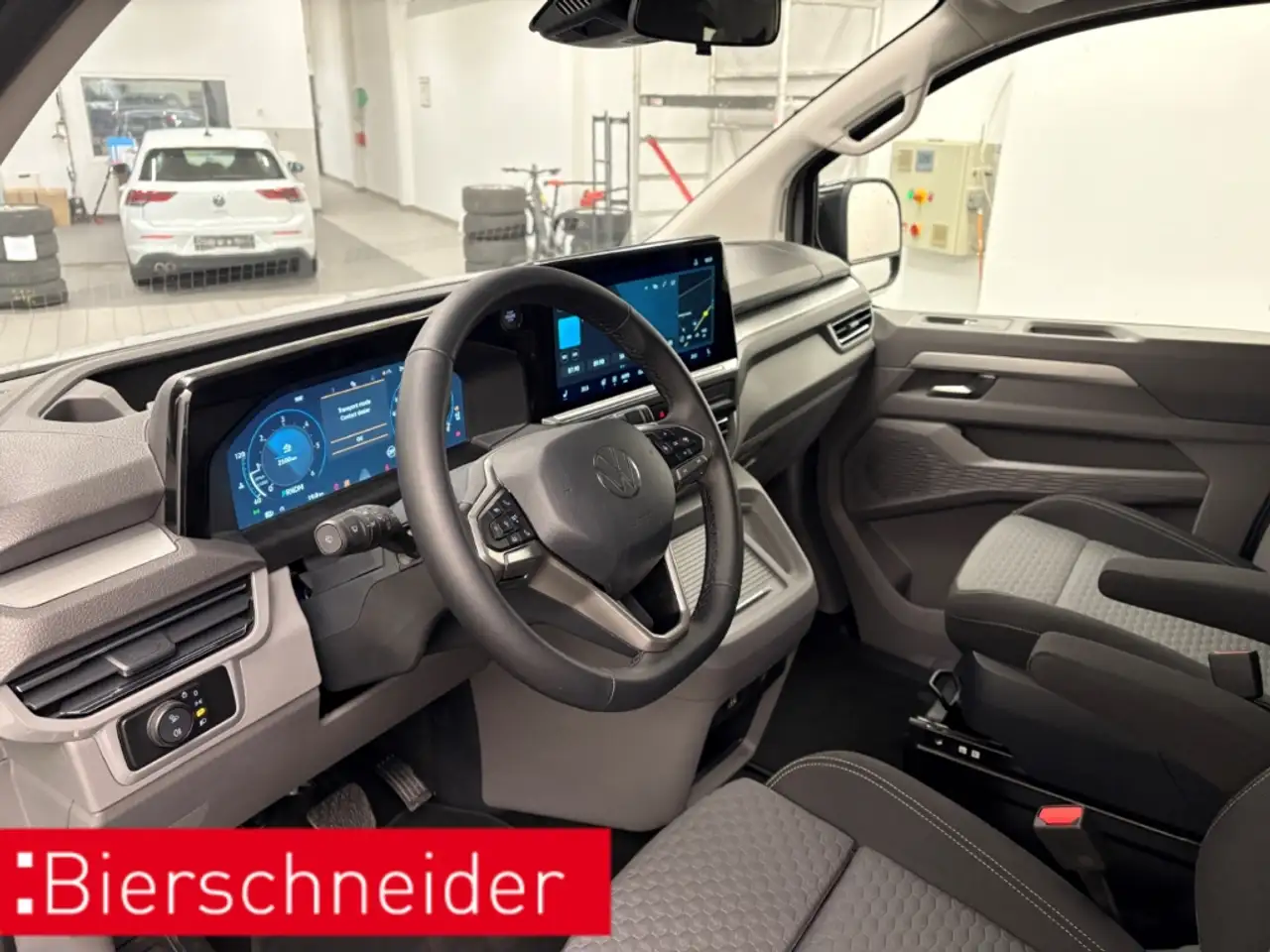 Volkswagen T7 Caravelle 12