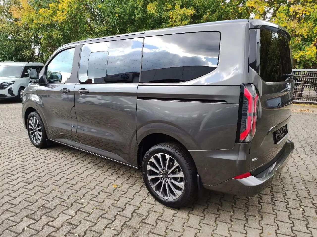 Ford Tourneo 3