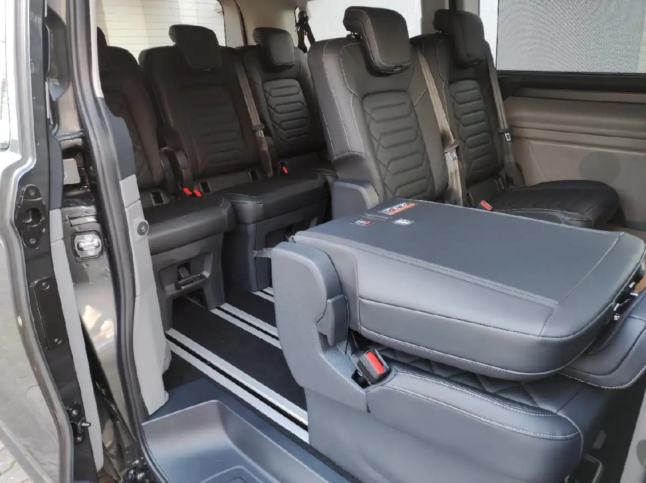 Ford Tourneo 11