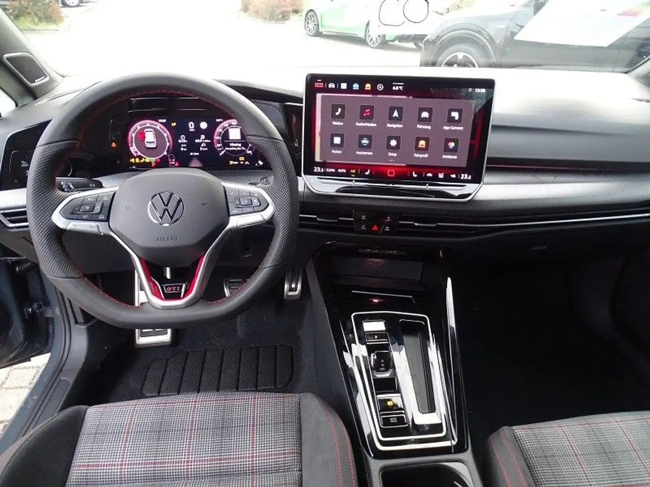 Volkswagen Golf 11