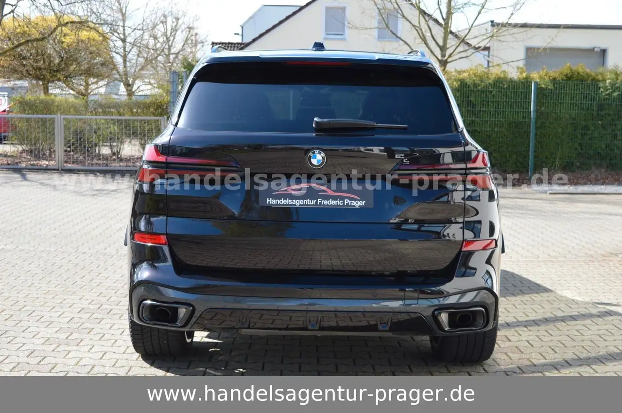 BMW X5 8