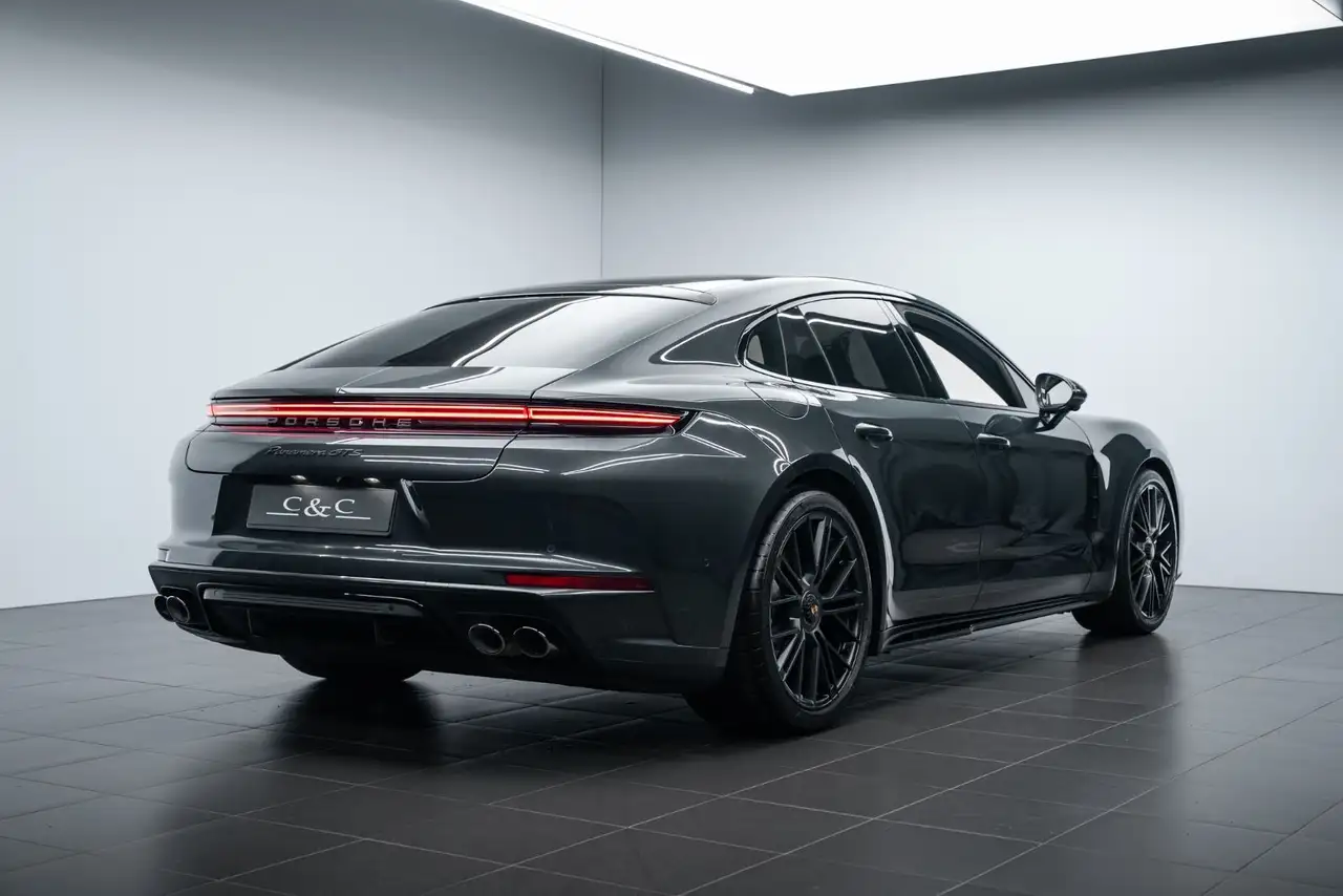 Porsche Panamera 3