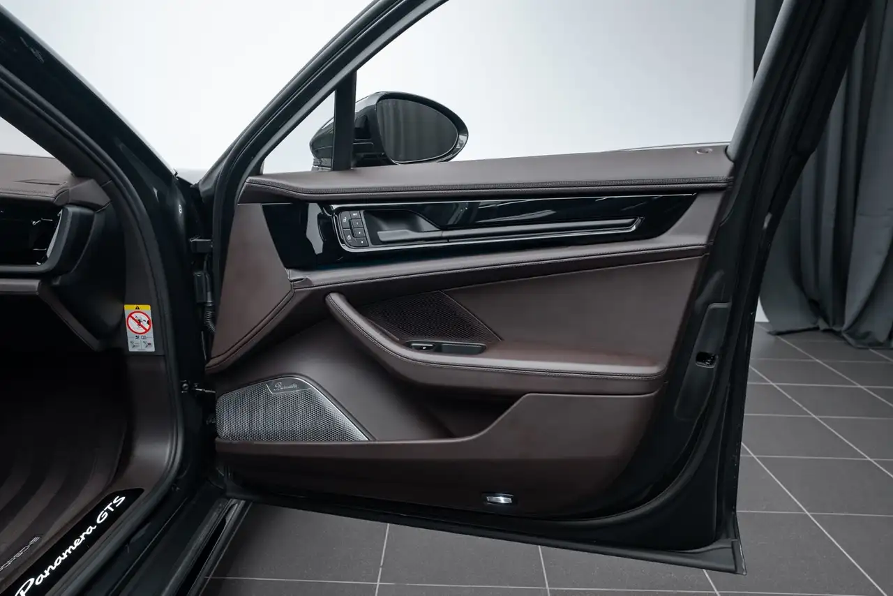 Porsche Panamera 15