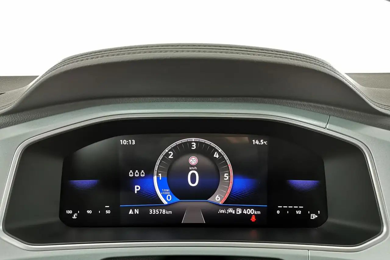 Volkswagen T-Roc 7