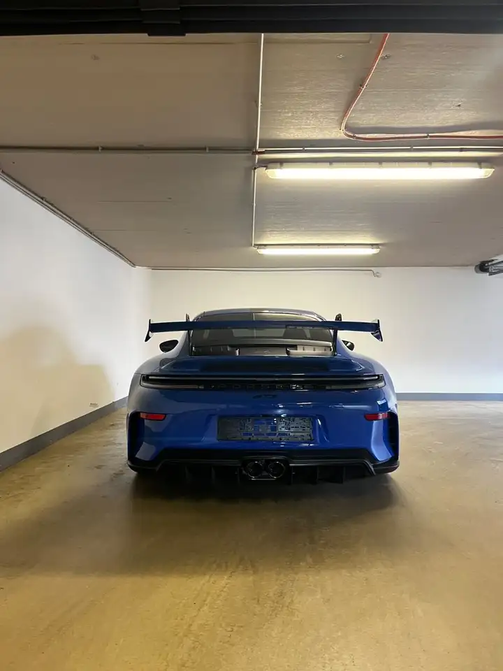 Porsche 992 911 6