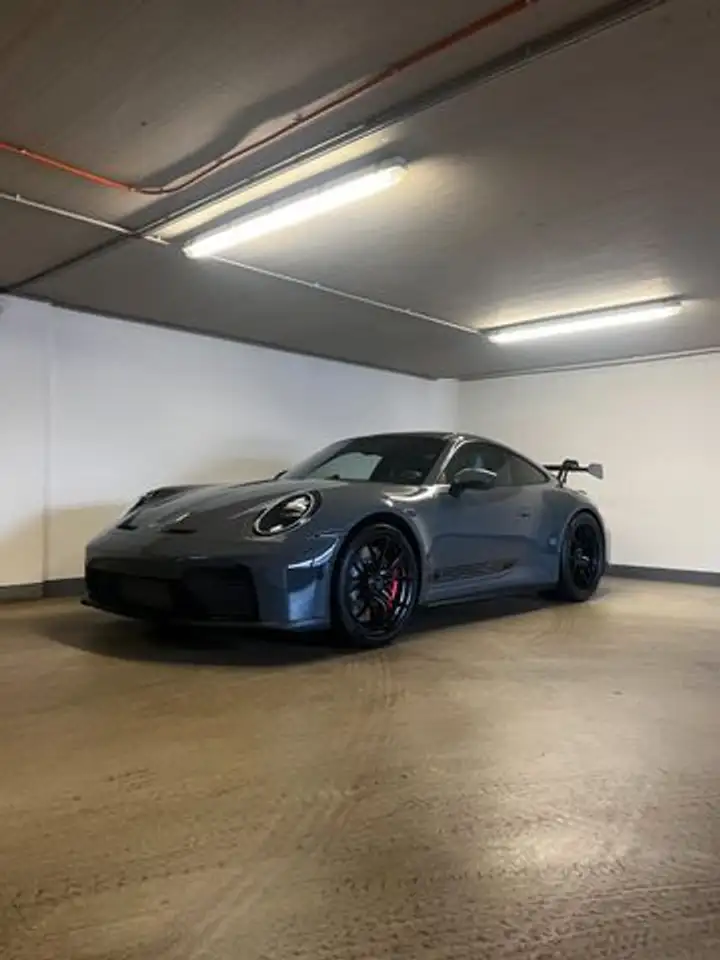 Porsche 992 911