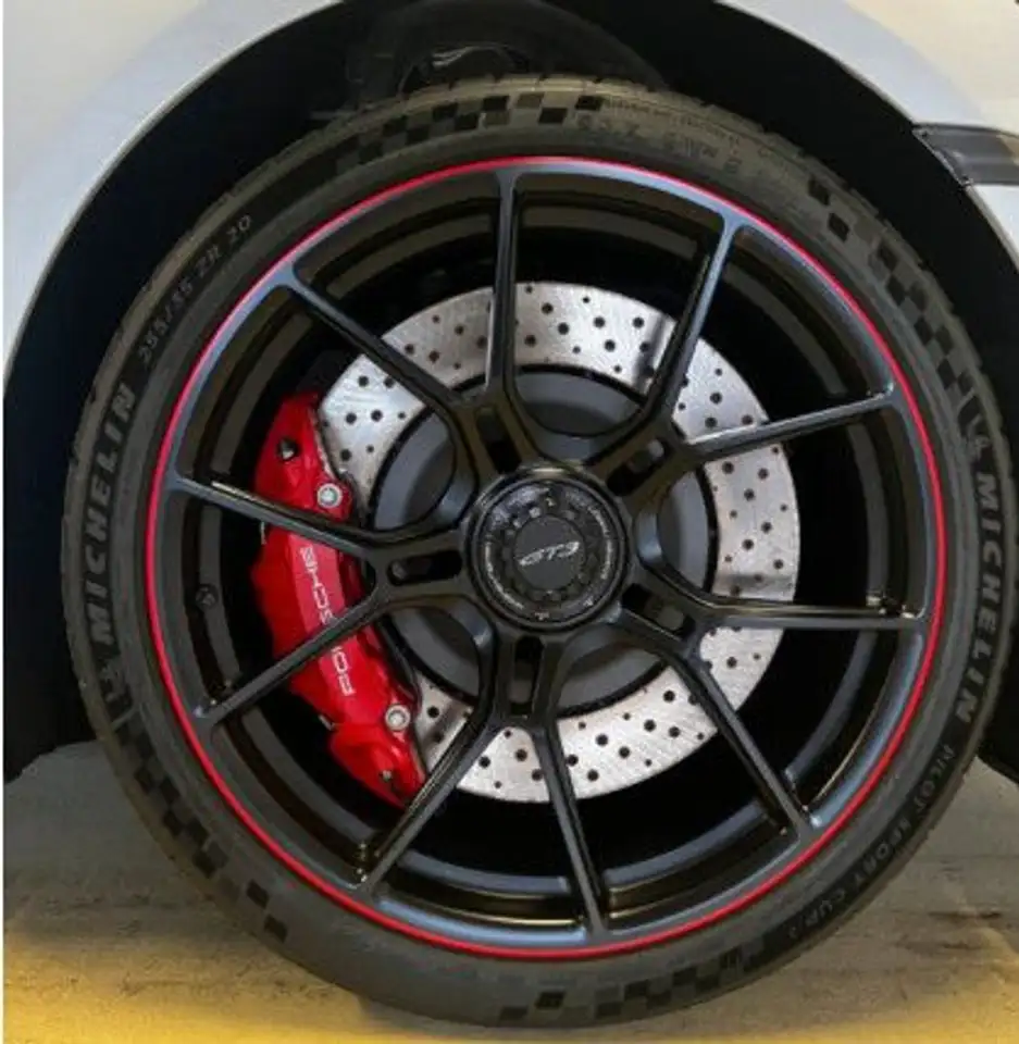 Porsche 992 911 5