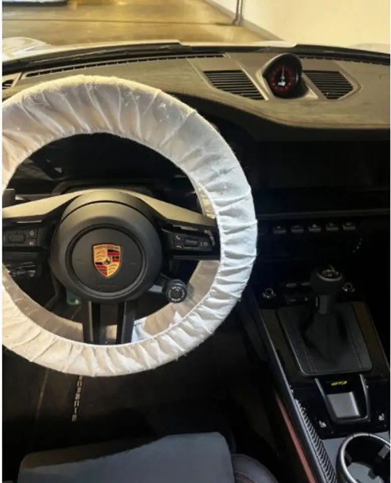 Porsche 992 911 8