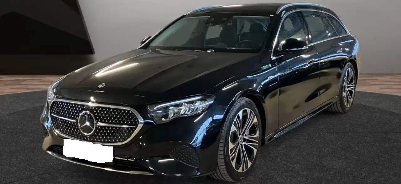Mercedes-Benz E 300 2