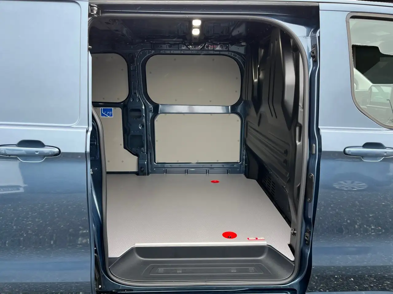 Ford Transit 8