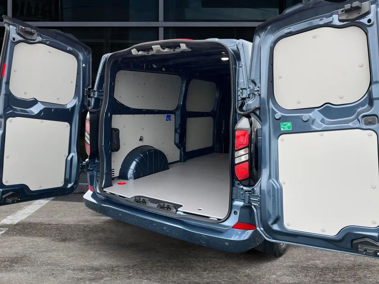 Ford Transit 10