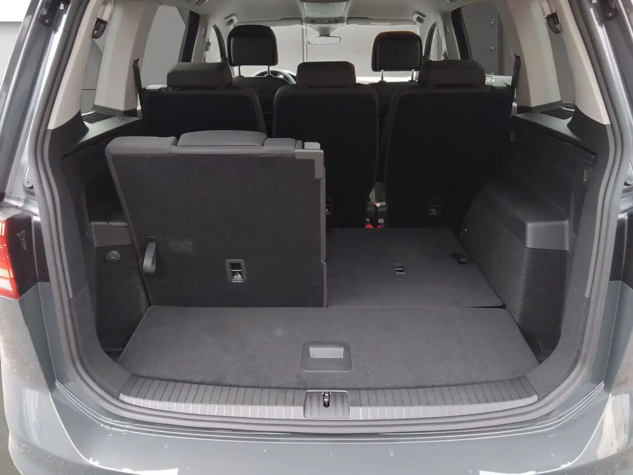 Volkswagen Touran 9