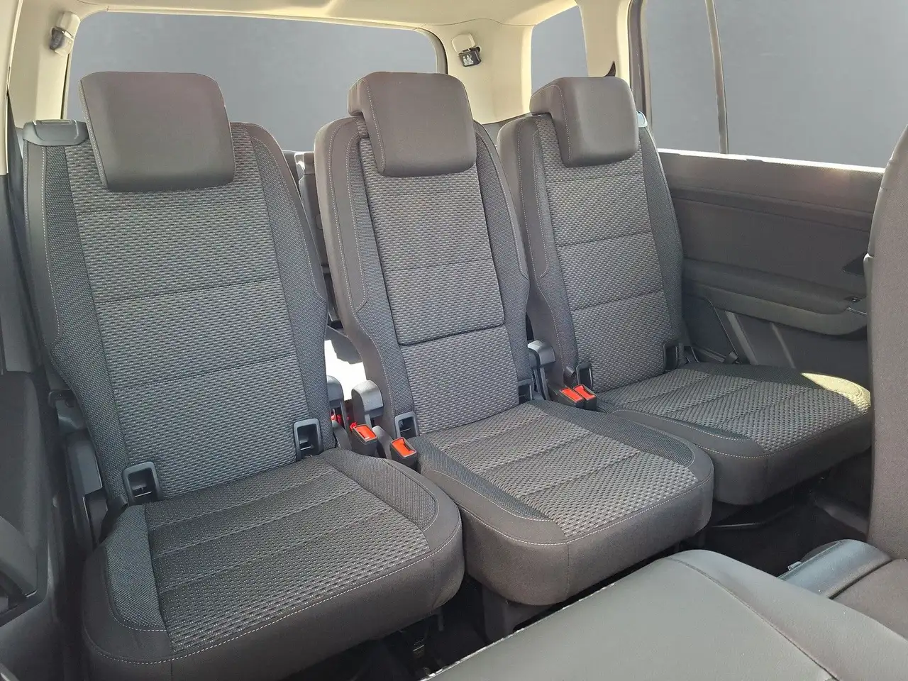 Volkswagen Touran 13