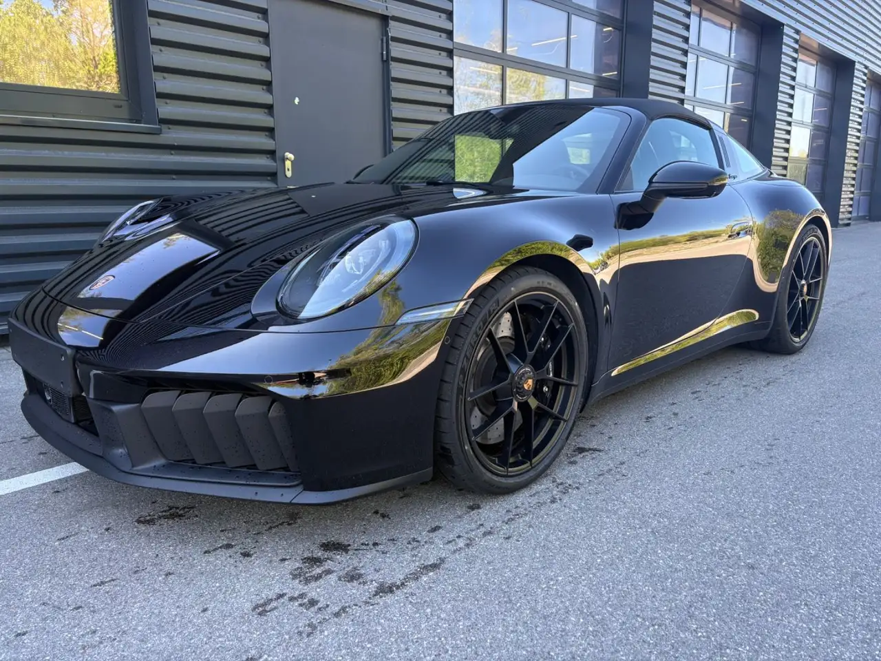 Porsche 992 911 6