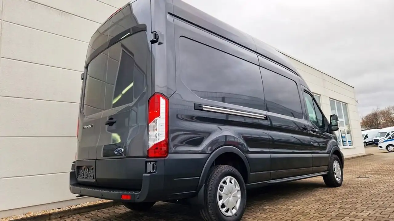 Ford Transit 5