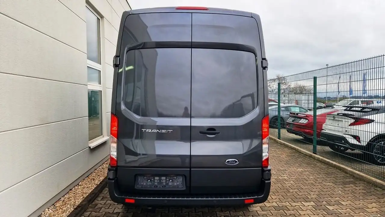 Ford Transit 6
