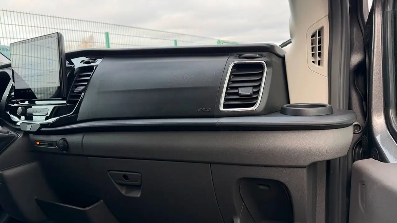 Ford Transit 10