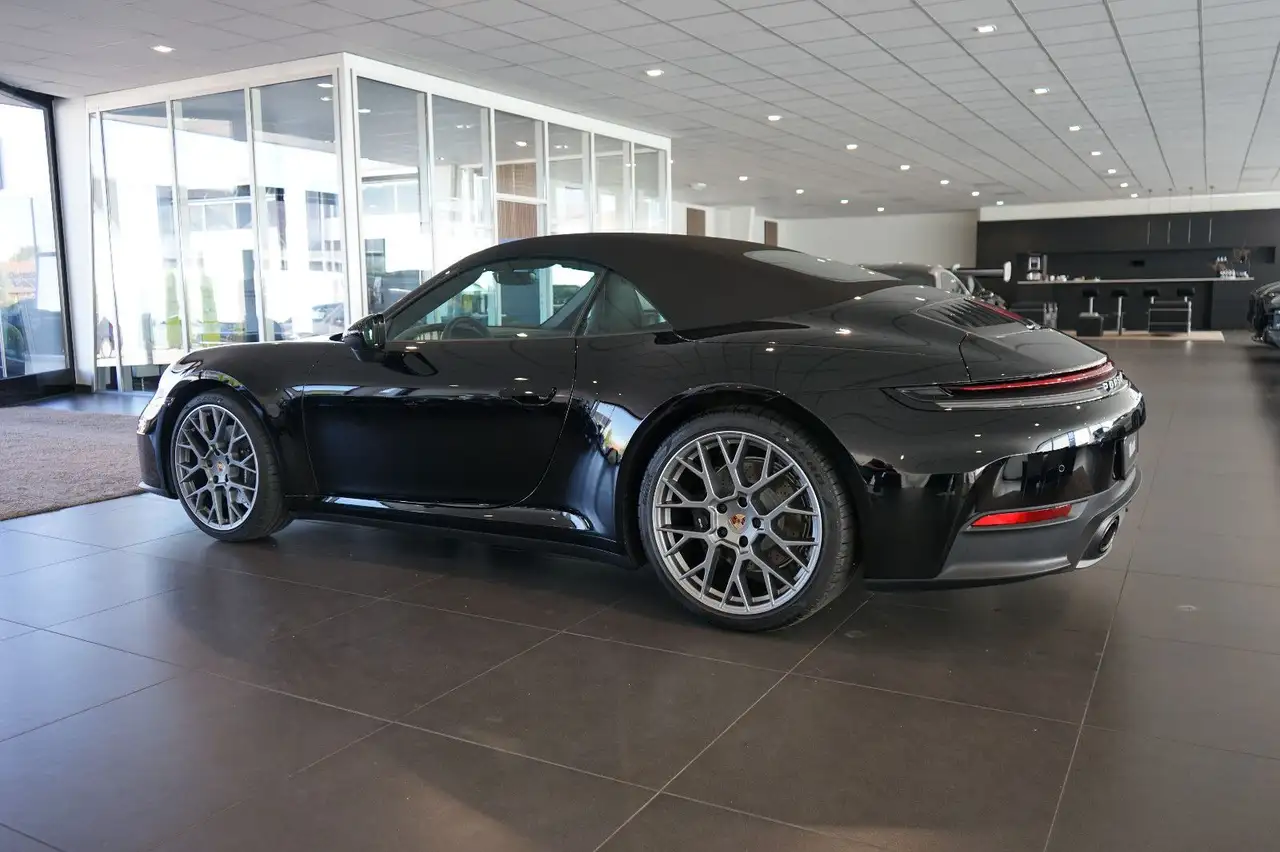 Porsche 992 4