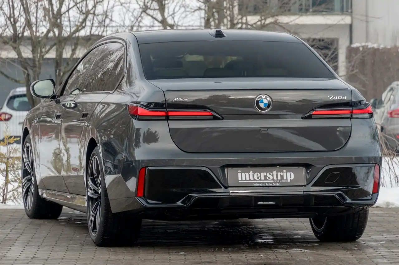 BMW 740 4
