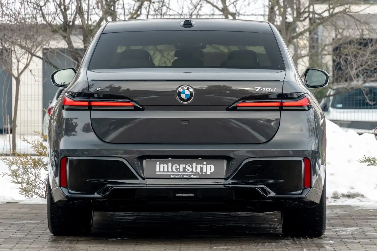 BMW 740 5