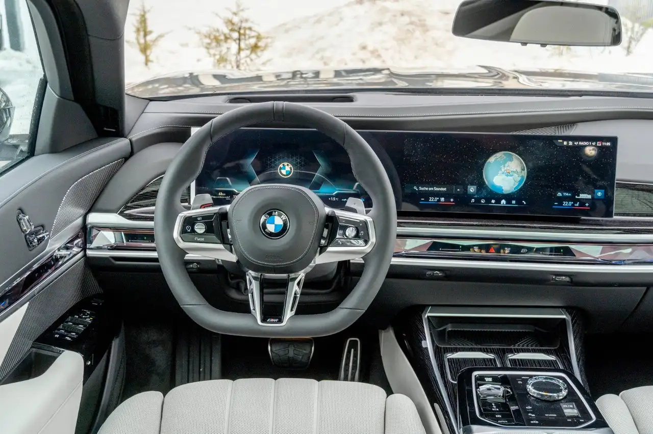 BMW 740 13