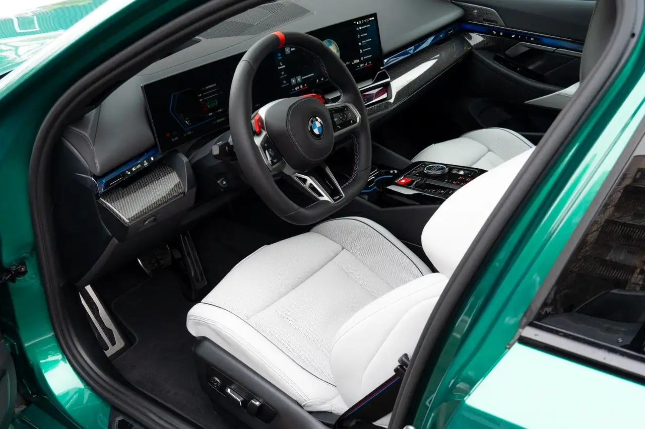 BMW M5 11