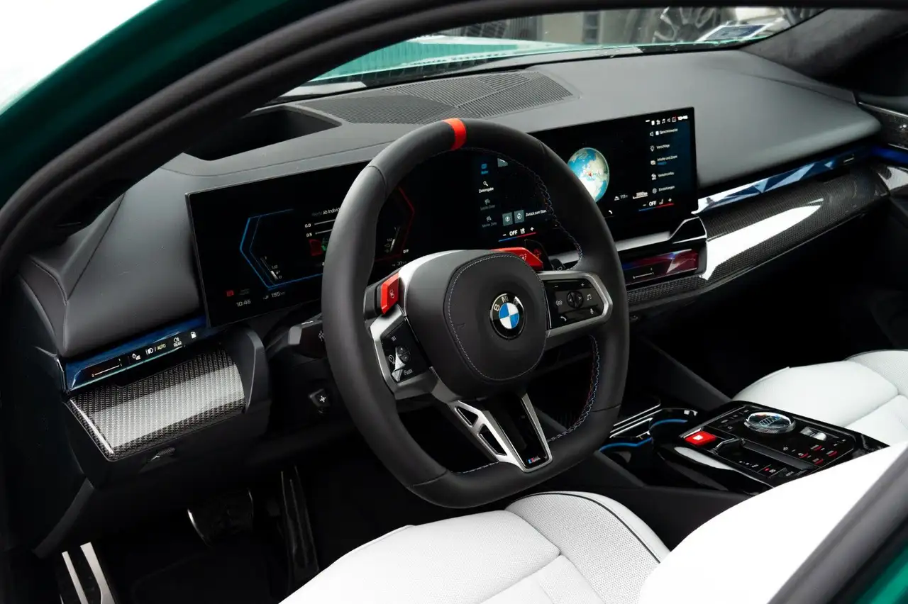 BMW M5 12