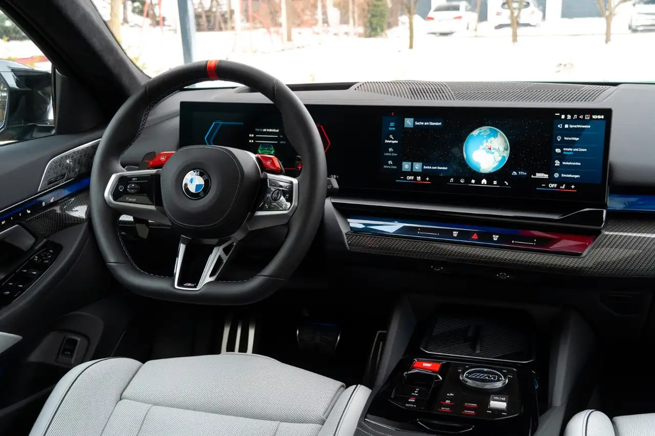 BMW M5 15