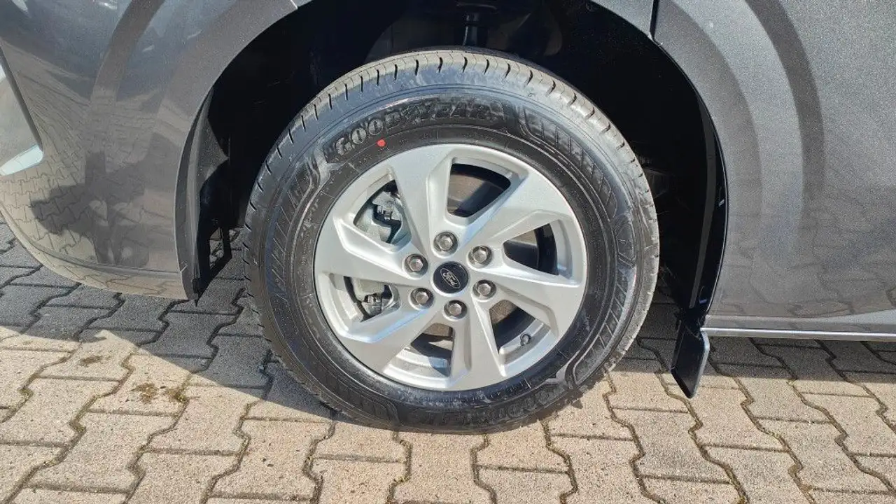 Ford Transit 4