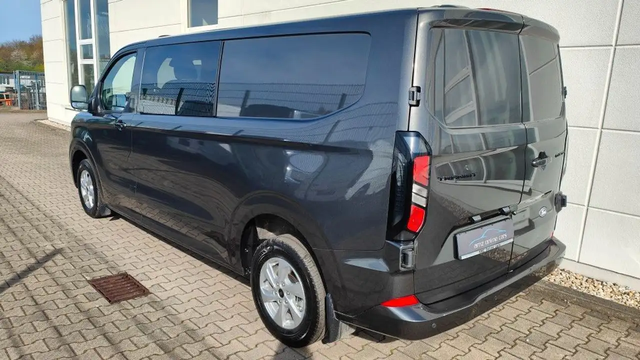 Ford Transit 7