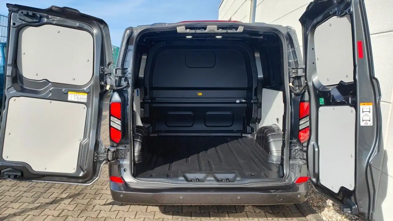 Ford Transit 10