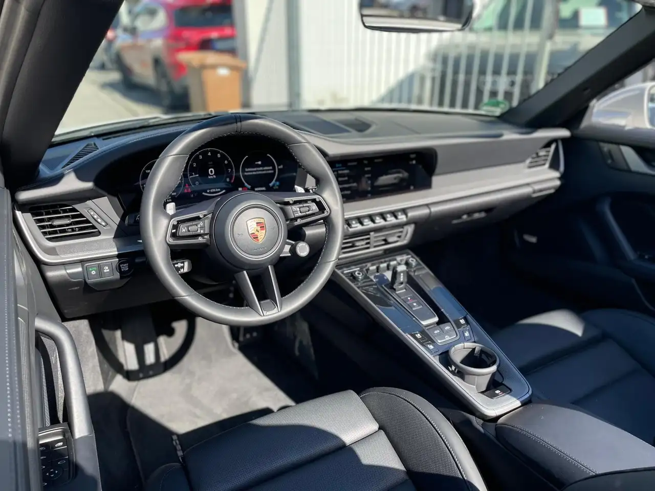 Porsche 992 911 13