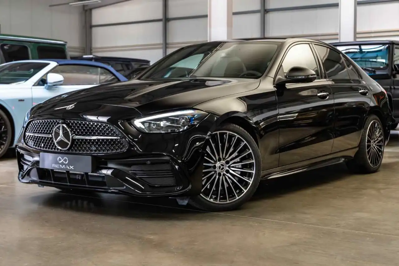 Mercedes-Benz C 300 10