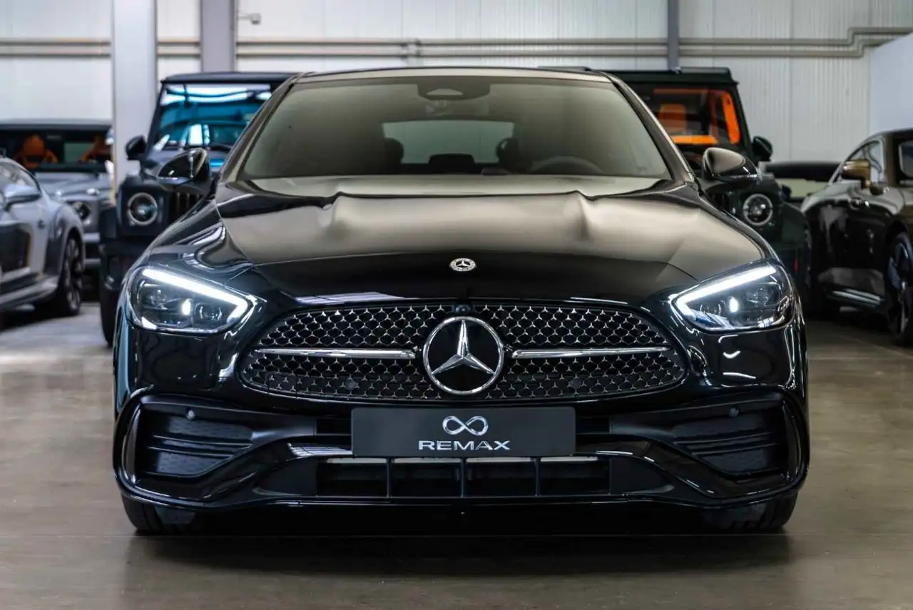 Mercedes-Benz C 300 11
