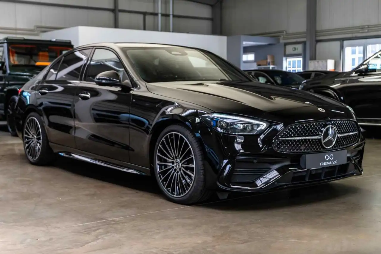 Mercedes-Benz C 300 12