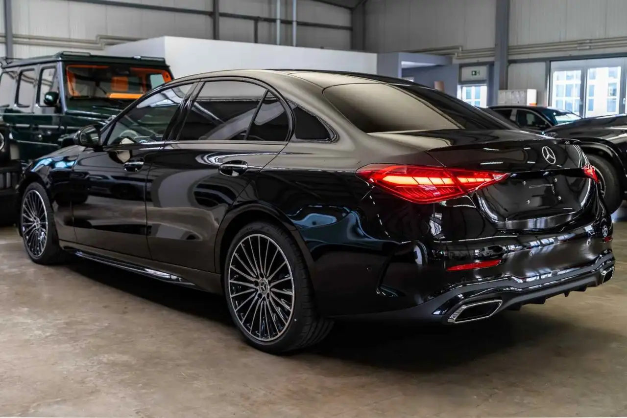 Mercedes-Benz C 300 14
