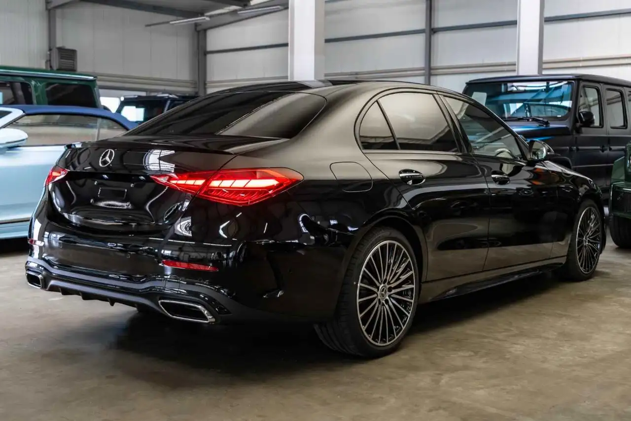 Mercedes-Benz C 300 16