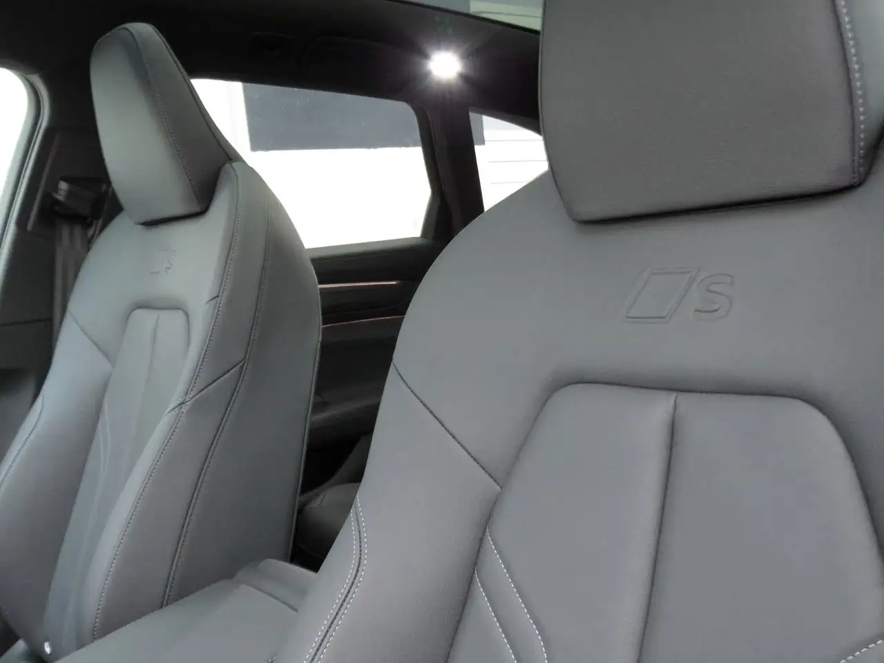 Audi A6 11
