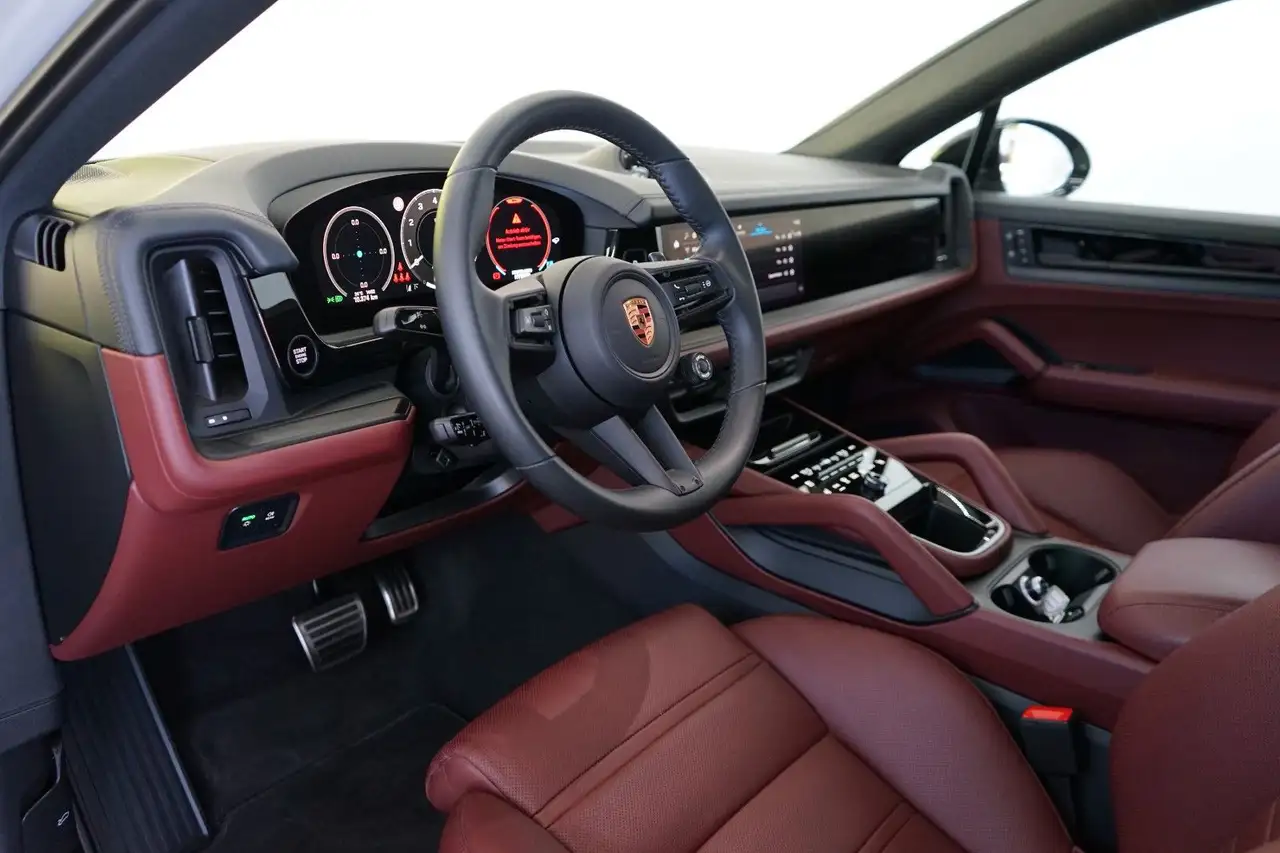 Porsche Cayenne 9