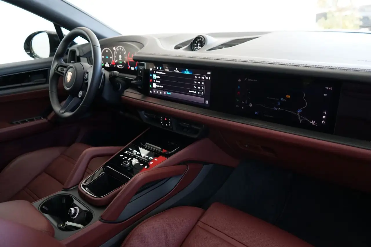 Porsche Cayenne 12