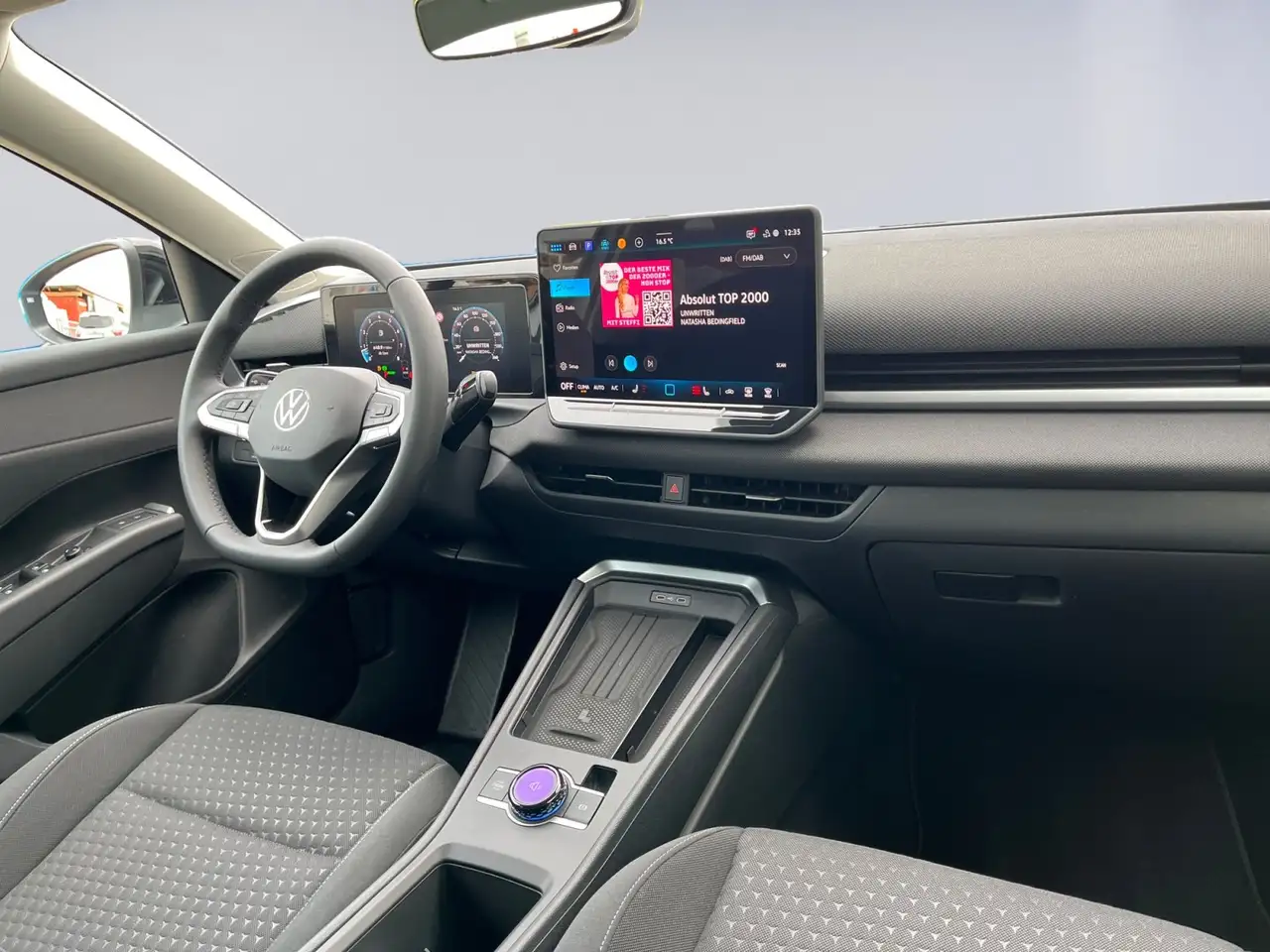 Volkswagen T-Roc 7