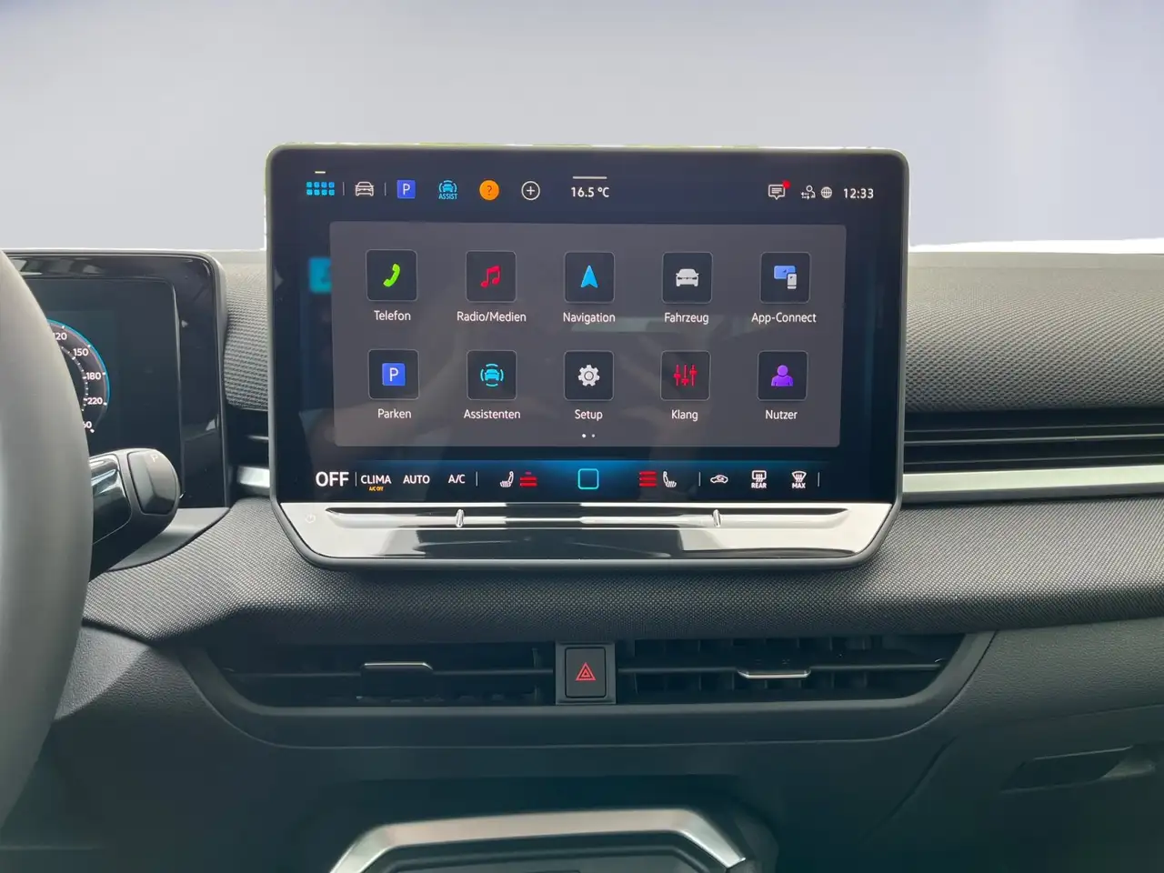 Volkswagen T-Roc 11