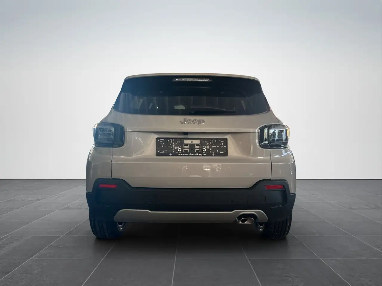 Jeep Avenger 4