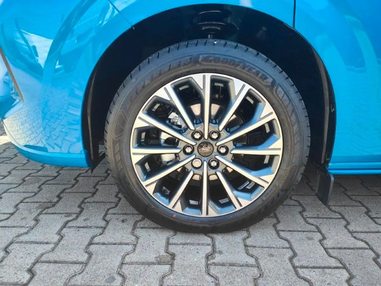 Ford Tourneo 3