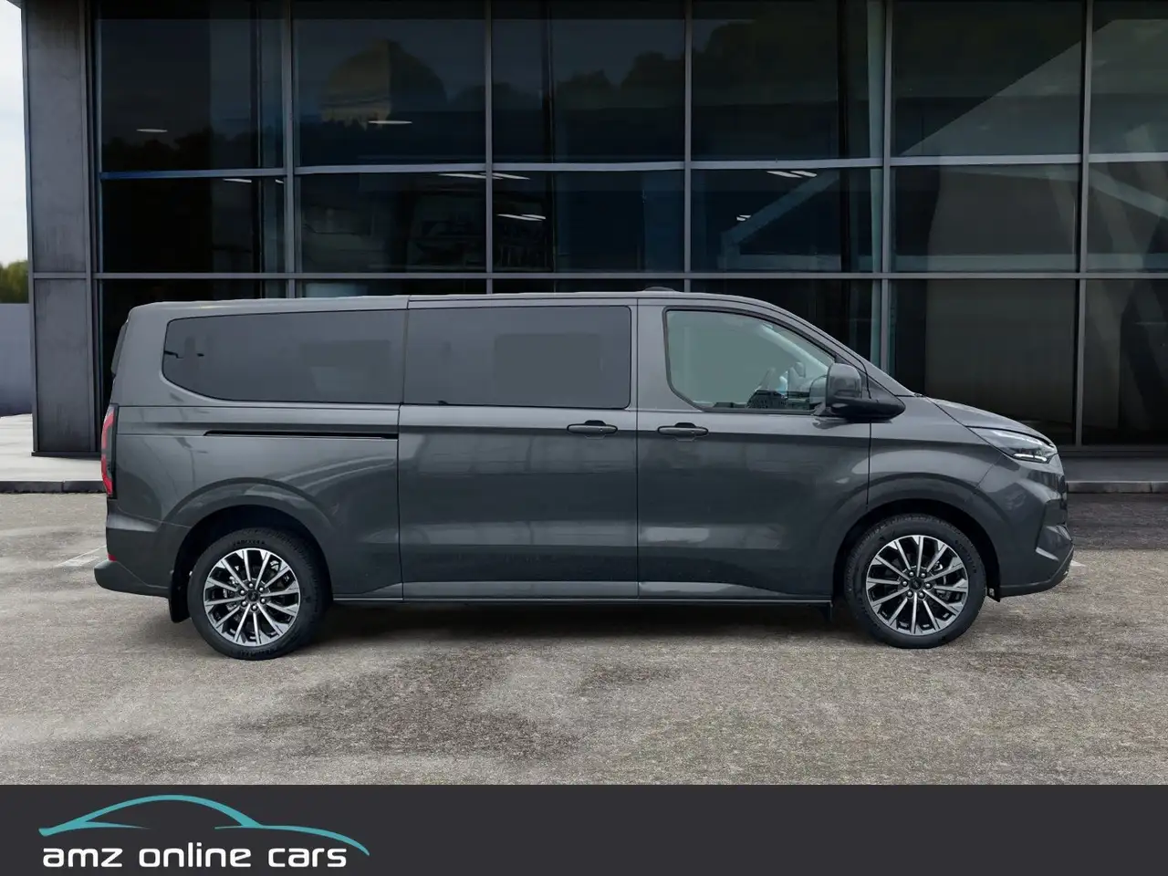 Ford Tourneo 4