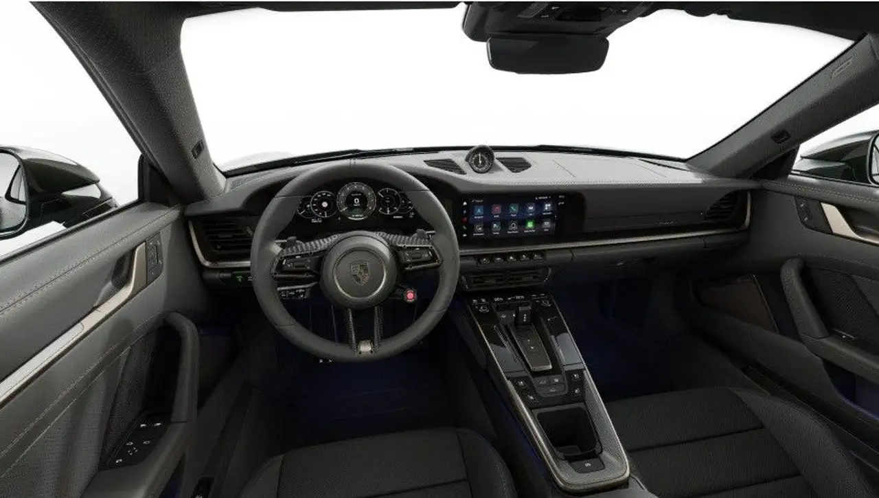 Porsche 992 6